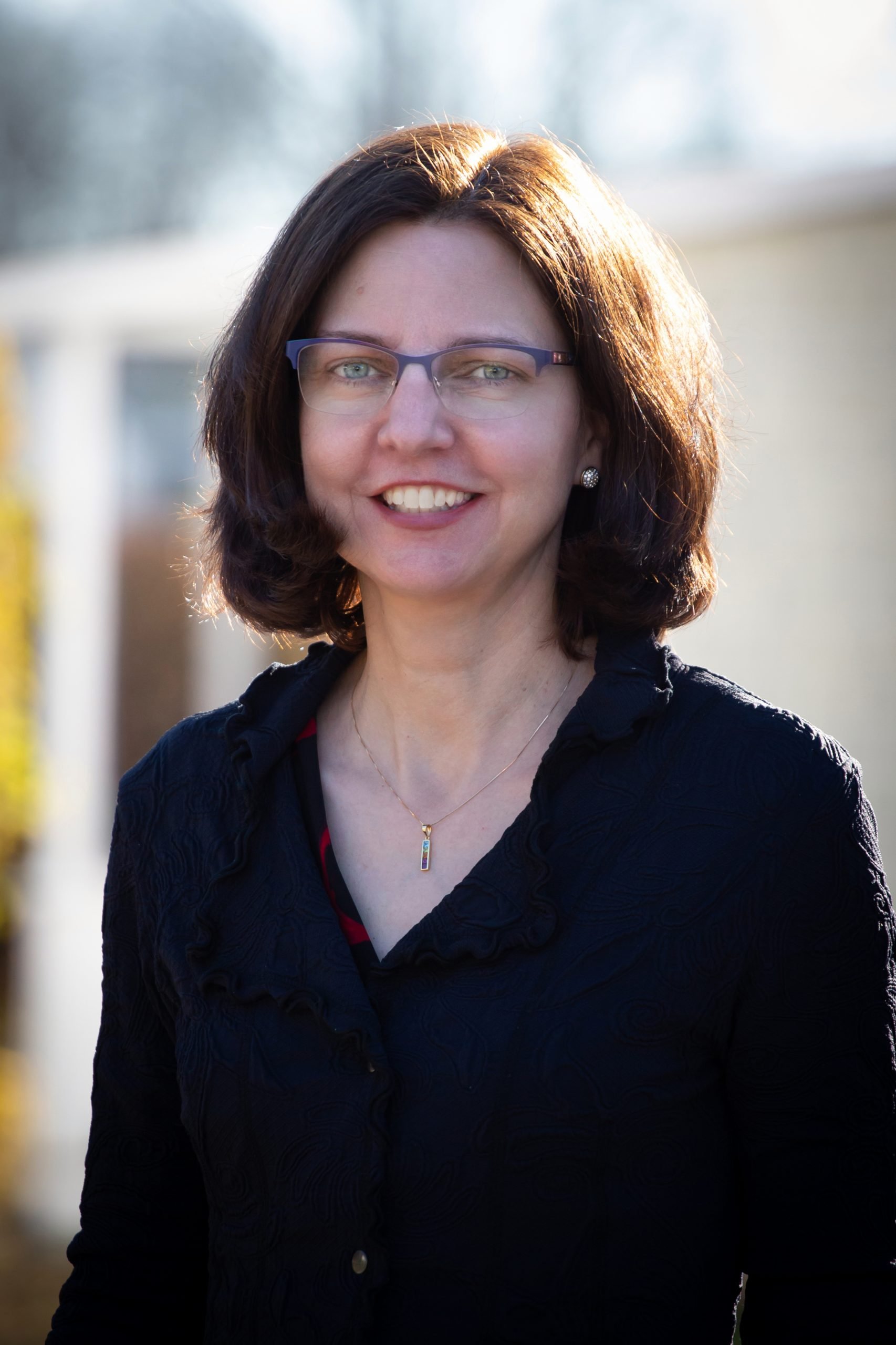 Angela Zakon Angela Zakon